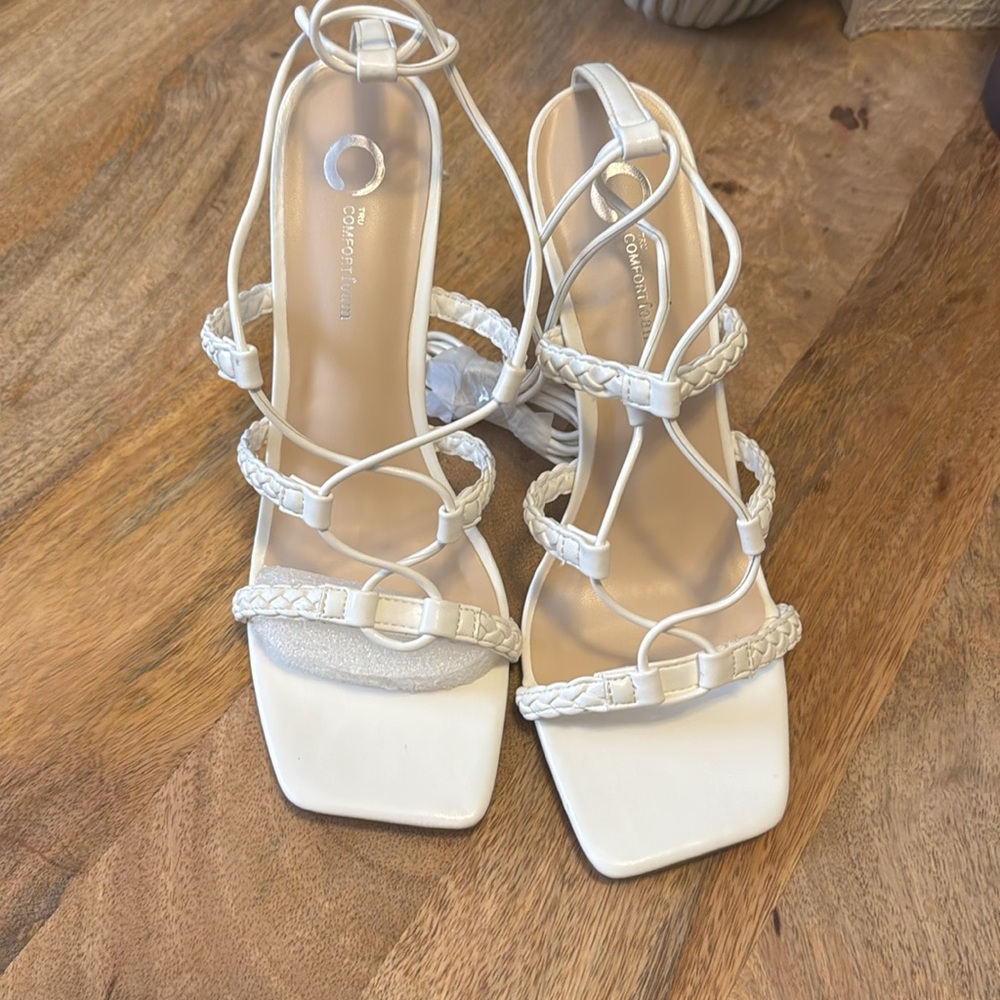 Journee Collection White Jamila Tru Comfort Foam Open Toe Stiletto Pumps Size 9 - Picture 11 of 15